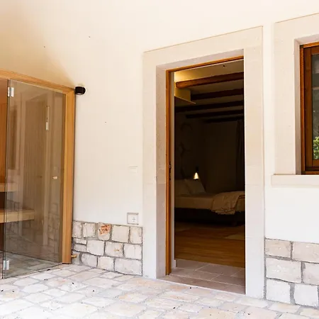 Hotel Wine Le Vigne Al Castello