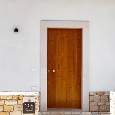 Hotel Wine Le Vigne Al Castello Castel Del Monte (Apulia)